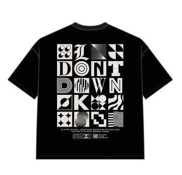 DYS1-26T24, OVERSIZED T-SHIRT W. PUFF PRINT - BLACK WHITE