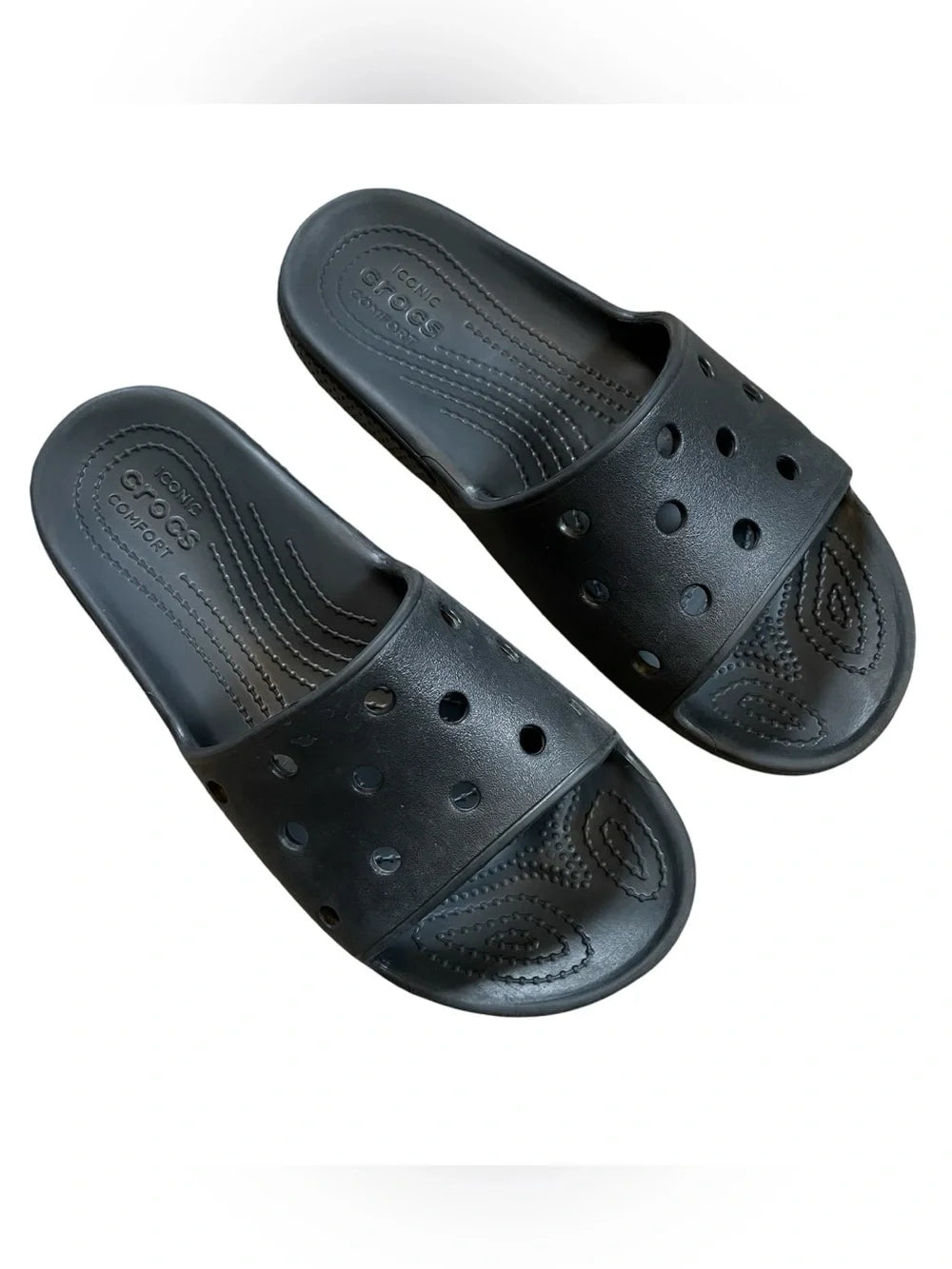 Crocs classic slides
